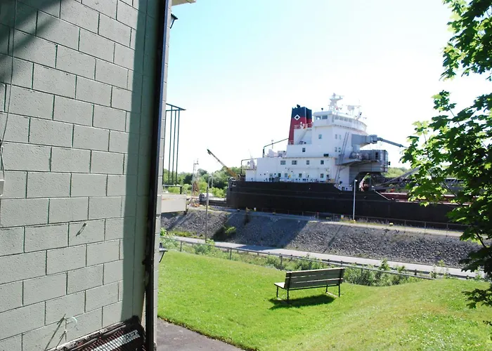 The Inn At Lock Seven